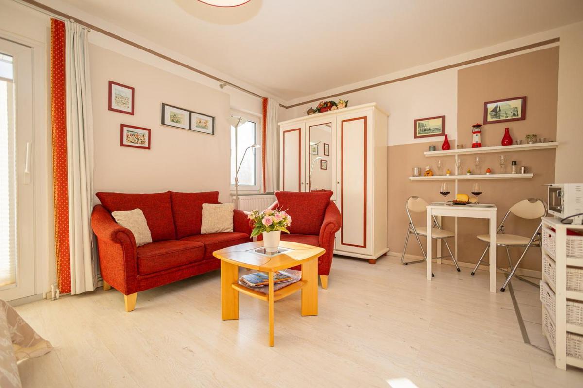 Studio 2 Im Eg Haus Stranddistel, Geschmackvoll Eingerichtete Ferienwohnung Fur 2 Personen In ซิงสท์ ภายนอก รูปภาพ